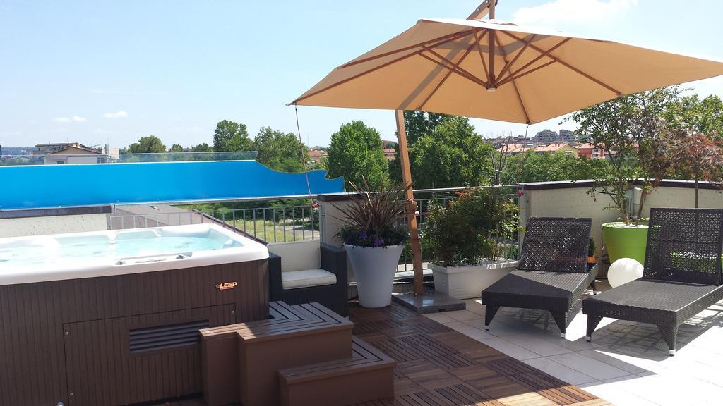 La Grotta Hotel Verona Room photo