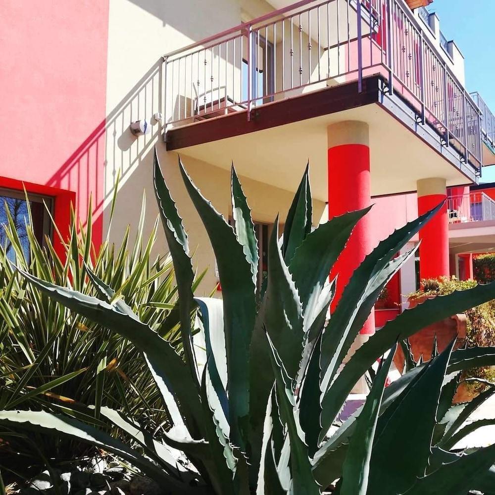La Grotta Hotel Verona Exterior photo